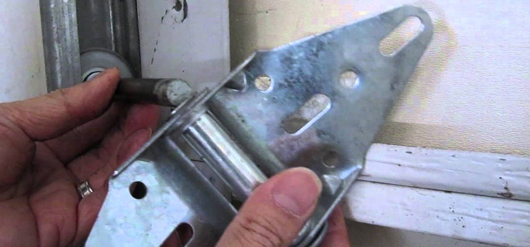 Garage Door Bracket Repair Services in Thornhill
